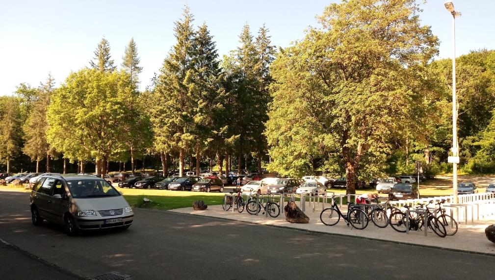 Parkplatz am Waldfreibad