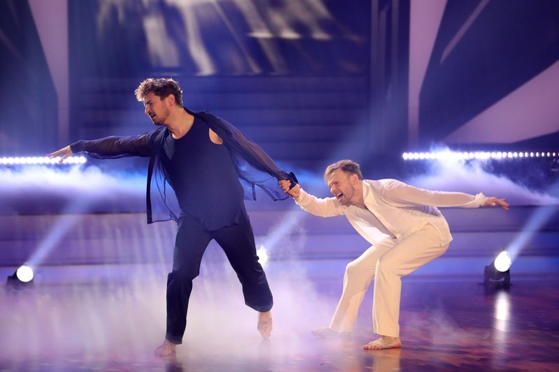 Nicolas Puschmann Is Getting Better And Better At Lets Dance Planet Randy