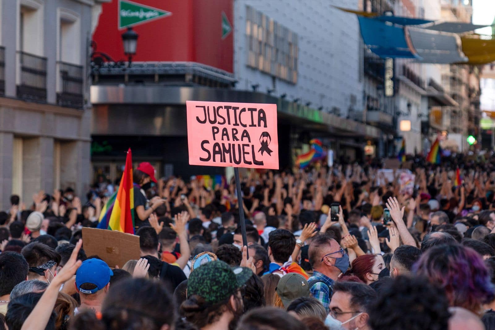 Spanien protestiert gegen Homophobie