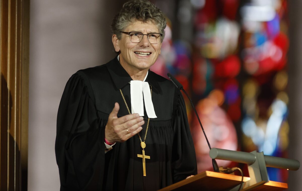 Regional Bishop Ernst-Wilhelm Gohl takes sides with queers