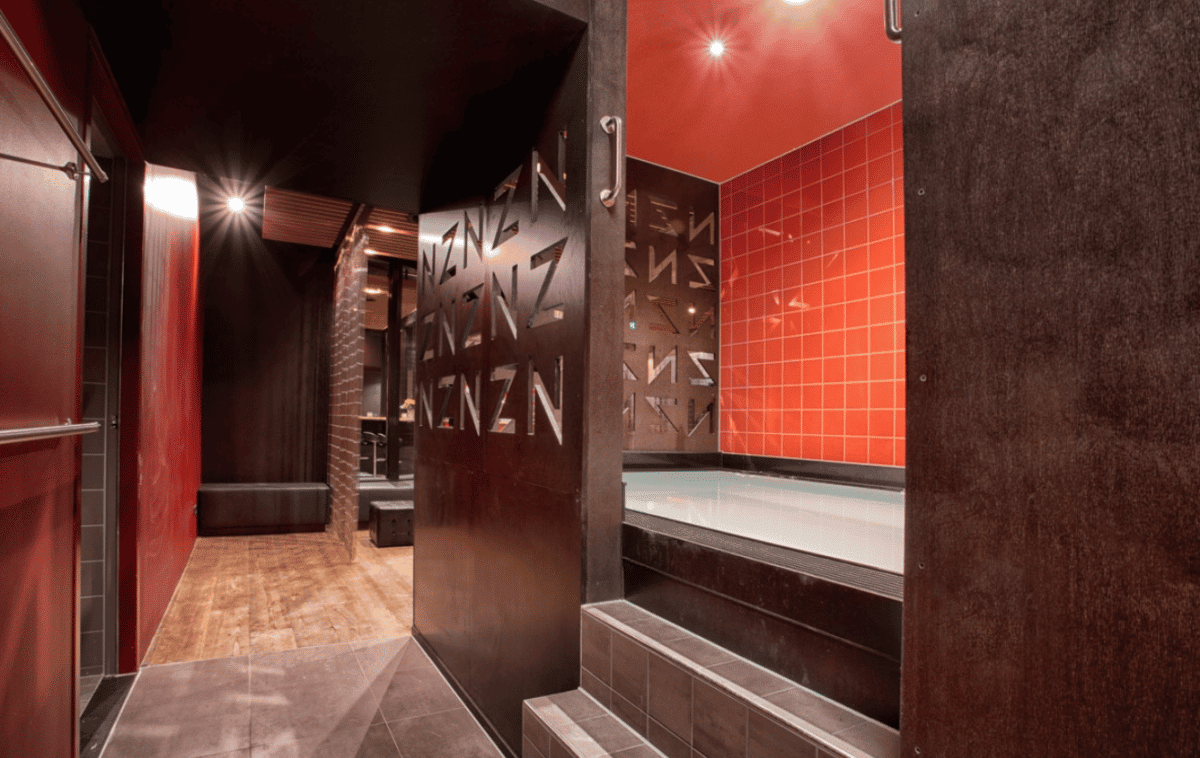 Sauna Nieuwezijds Le Top 1 des saunas gays à Amsterdam